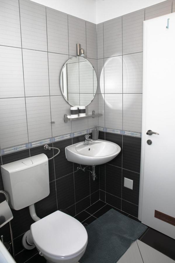 Apartment Nika, Arena Zagreb Exterior photo